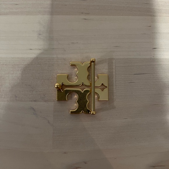 Tory Burch Logo Belt Buckle - Picture 3 of 4